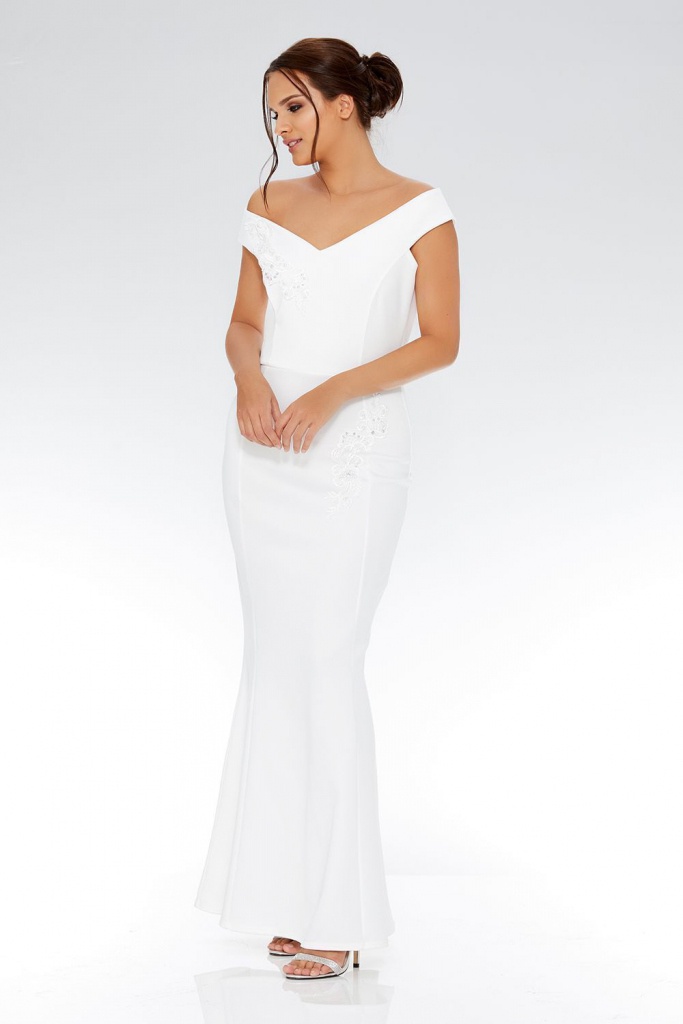Biele dlhé svadobné šaty s výšivkou s kamienkami morská panna 224Q
