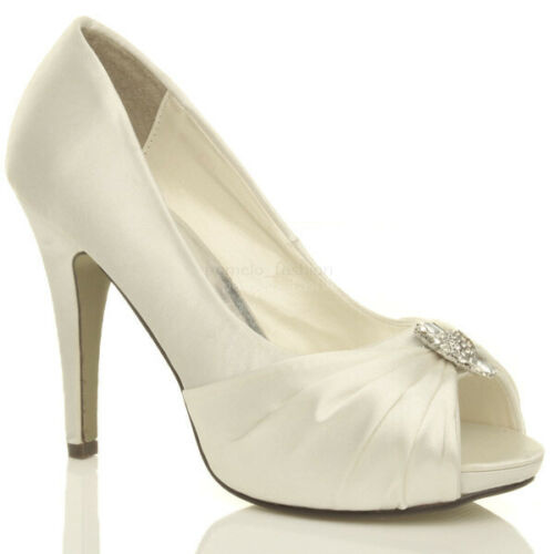 Biele/smotanové svadobné saténové topánky vpredu otvorené na vysokom opätku 021E