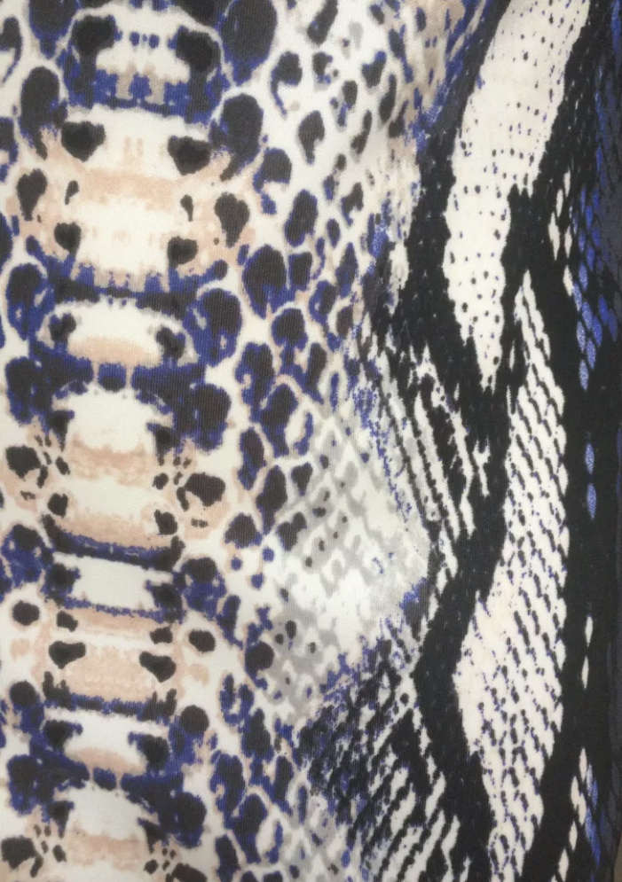 Julien Macdonald modré midi šaty s hadím vzorom 300JMD