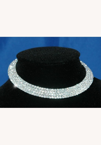 Strieborný štrasový náhrdelník 4-radový 066