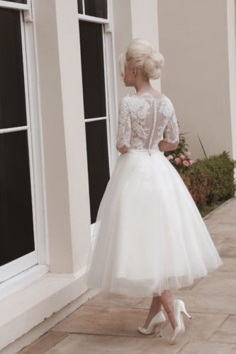 Biele midi svadobné čipkované šaty s dlhým rukávom 177