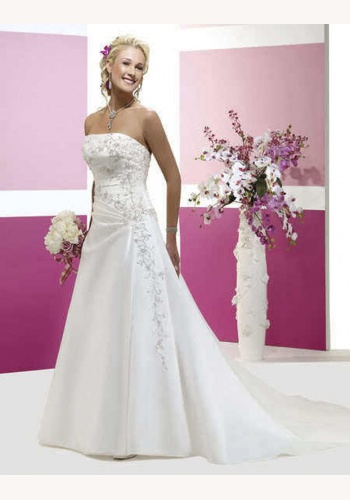 Biele dlhé korzetové svadobné šaty 018
