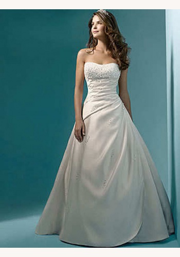 Smotanové dlhé svadobné korzetové šaty 021