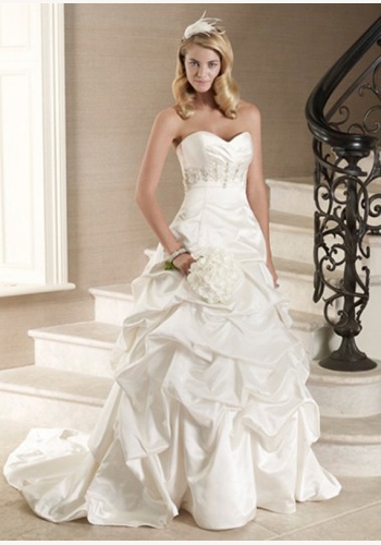 Biele dlhé svadobné korzetové šaty s volánovou sukňou 081