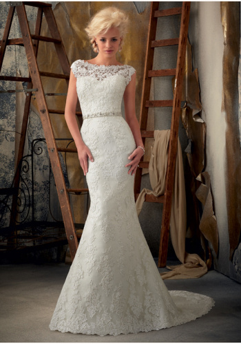 Biele dlhé svadobné čipkované šaty bez rukávov morská panna 105ML