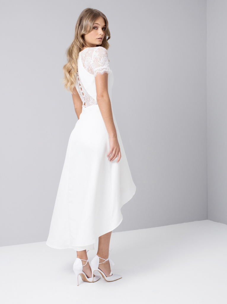 Biele/smotanové asymetrické šaty s čipkou s krátkym rukávom 451C