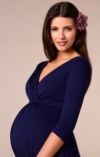 Tiffany Rose tmavomodré midi tehotenské šaty s výstrihom s 3/4 rukávom 301TRb