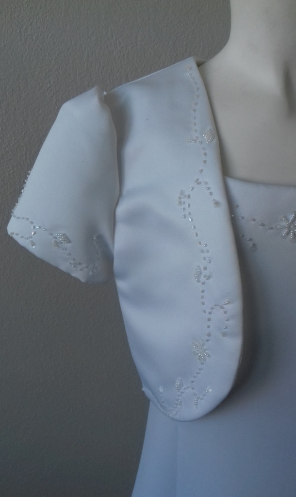 Biele dlhé šaty na 1. sväté prijímanie bez rukávov s bolerkom s krátkym rukávom 068FA
