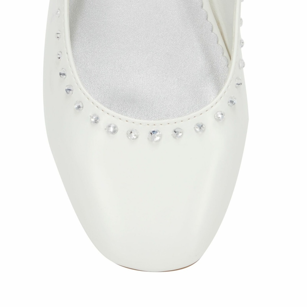 Biele lakované diamantové topánky 029DO