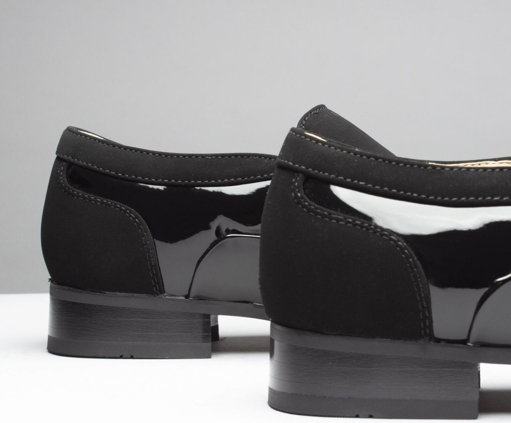 Čierne pánske lakované topánky 012E