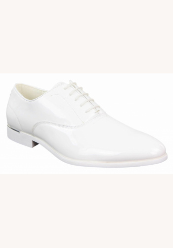 Biele pánske klasické lakované topánky na šnurovanie 016E