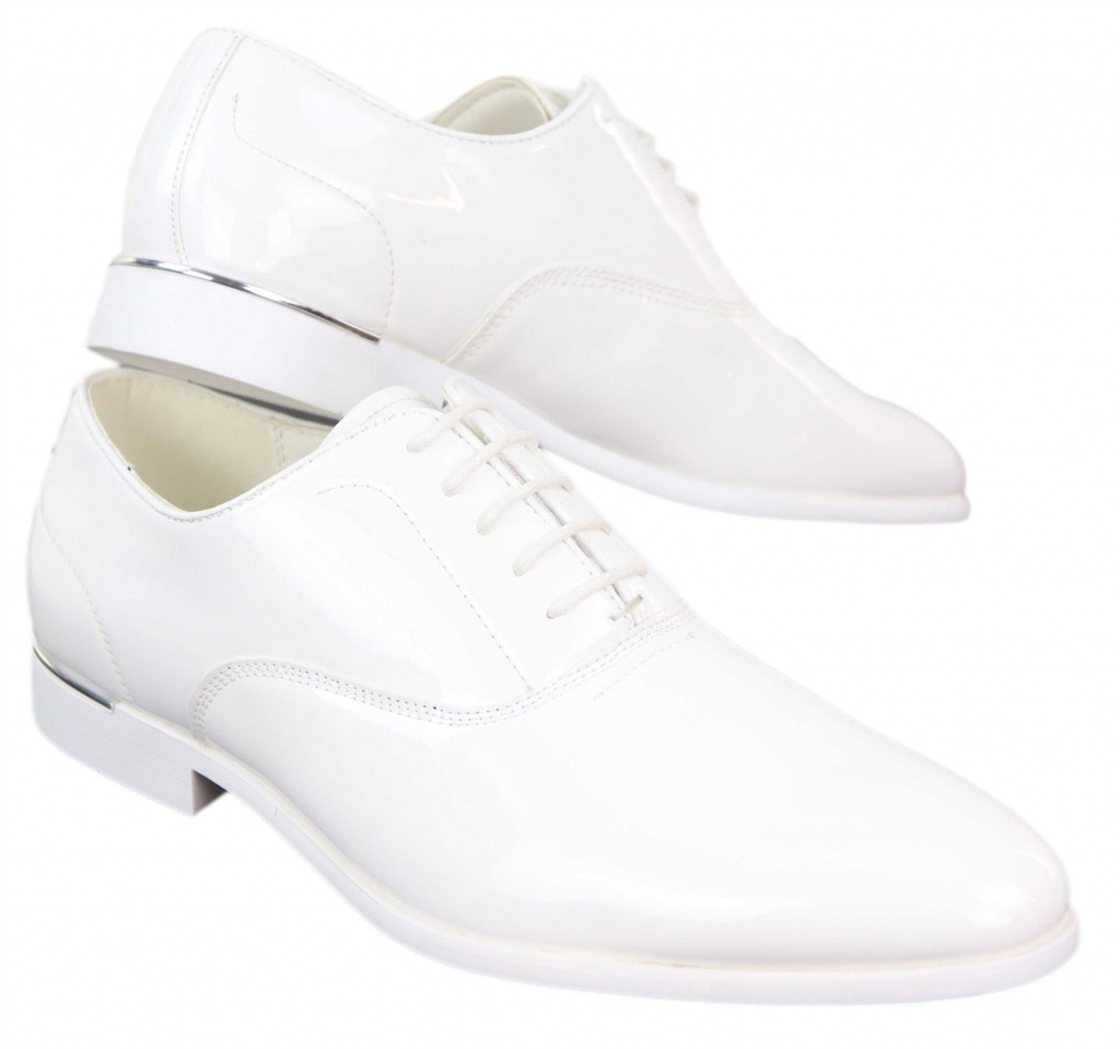 Biele pánske klasické lakované topánky na šnurovanie 016E