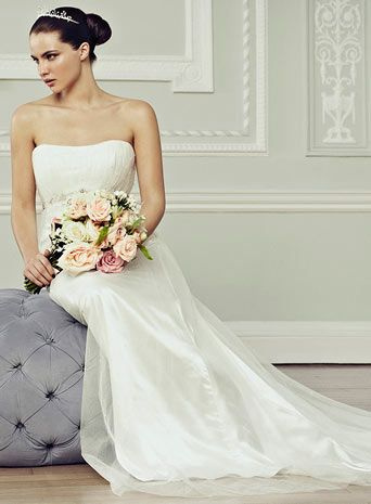 Bielo-smotanové dlhé korzetové svadobné šaty z tylu 028W