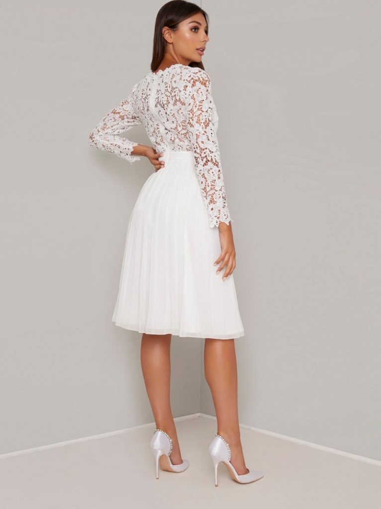 Biele čipkované midi šaty so skladanou sukňou s dlhým rukávom 306C