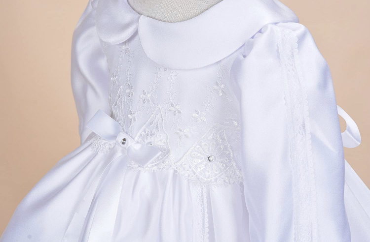 Biele saténové dievčenské šaty s dlhými rukávmi 2-dielny set  031E