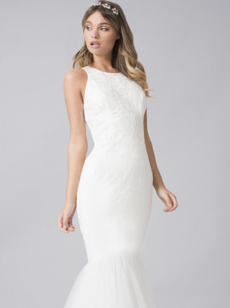 Biele dlhé čipkované svadobné šaty s výstrihom morská panna 255C