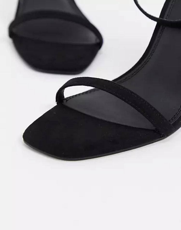 Čierne semišové sandále na vysokom opätku 094A